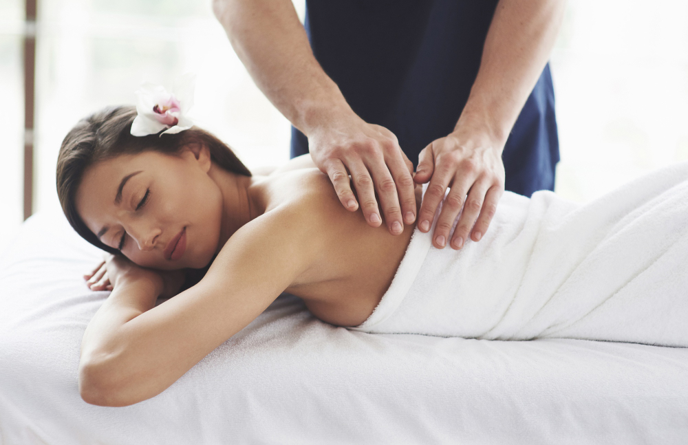 Traditional Thai body massage