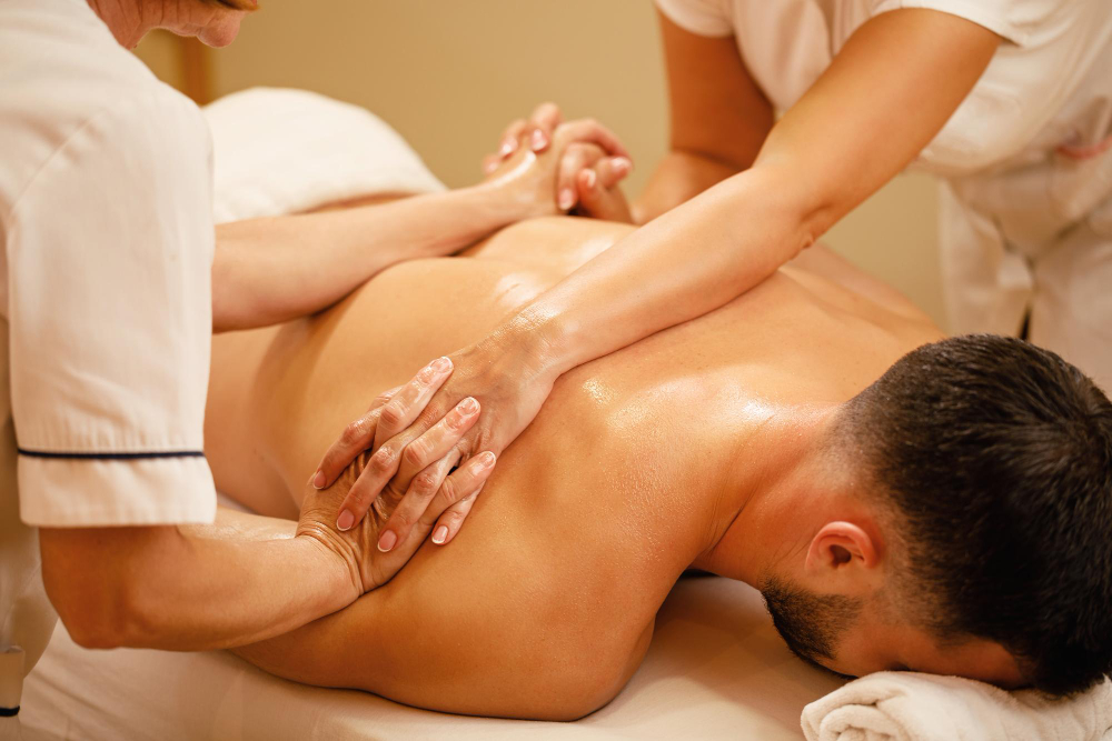thai combination massage pressure therapy